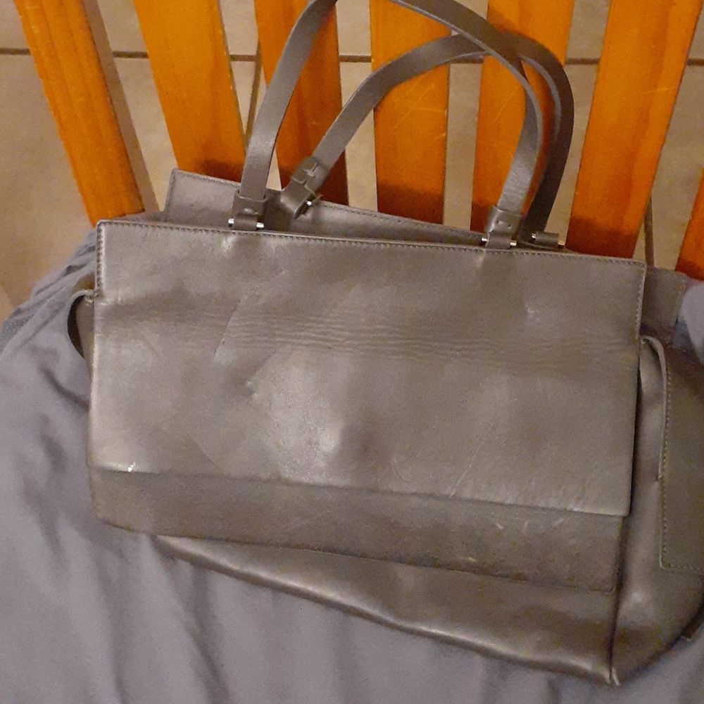 Lia Numa handbag